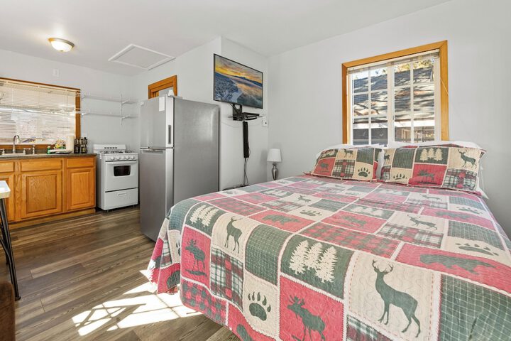 Room 4 of 7