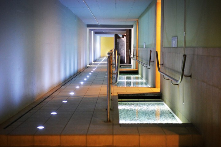 Spa 32 of 55