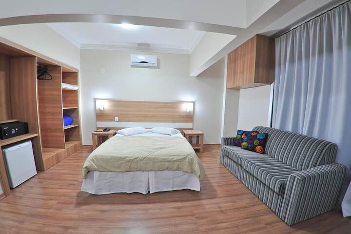 Room 20 of 40