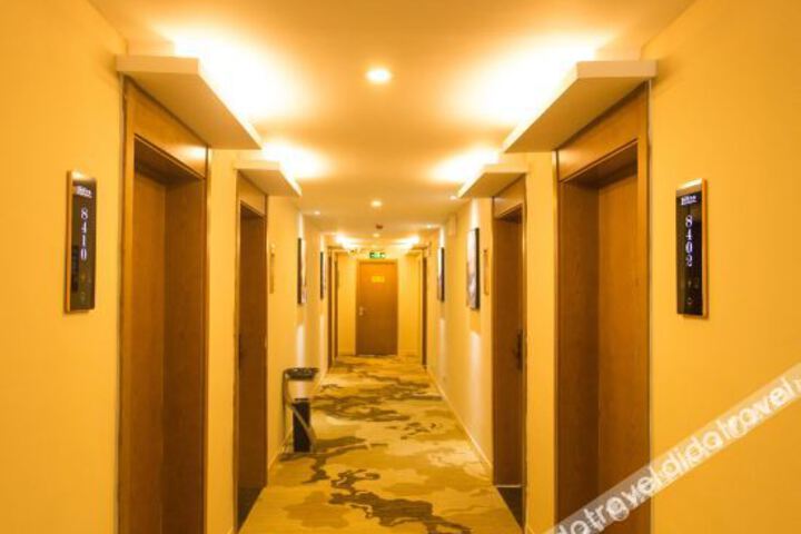 Hotel Interior 19 of 29