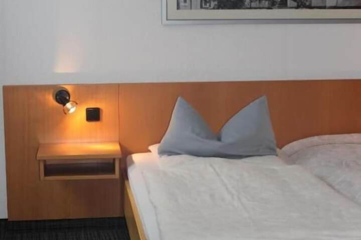 Room 7 of 20