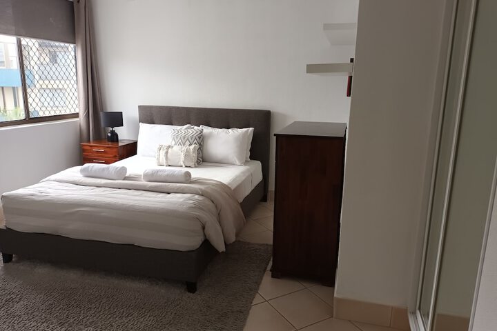 Room 9 of 38