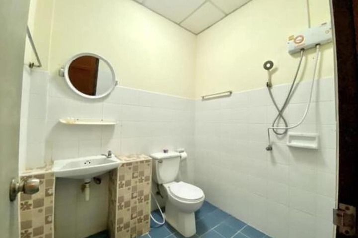 Room 42 of 53