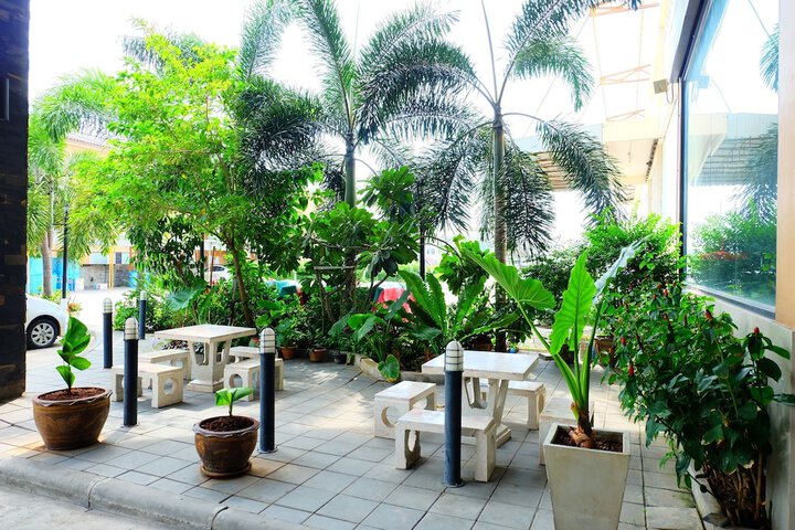Terrace/Patio 37 of 43