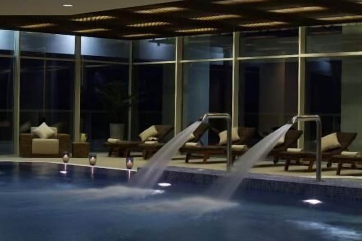 Spa 15 of 32