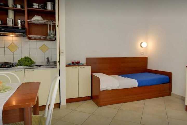 Room 14 of 57
