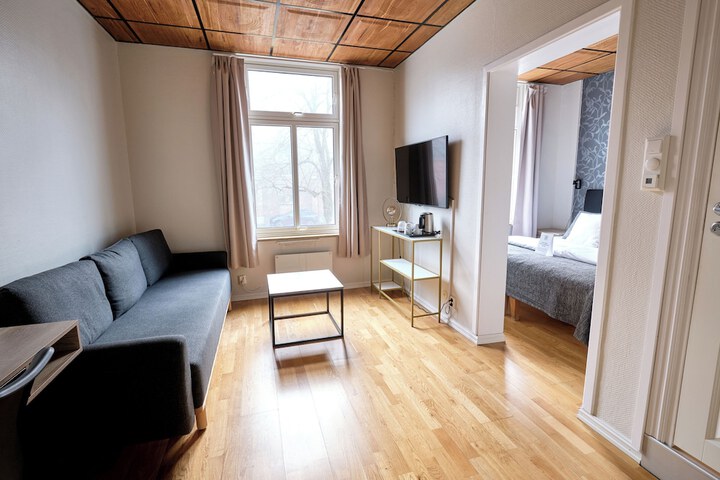Room 18 of 38