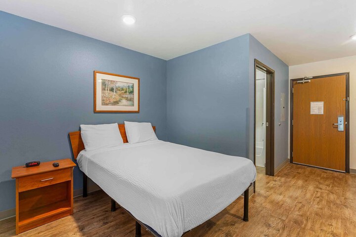 Room 3 of 26
