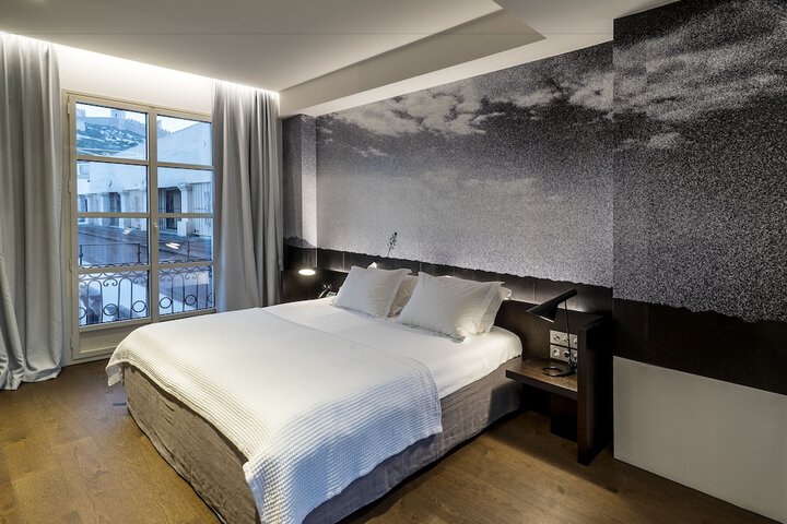 Room 16 of 72
