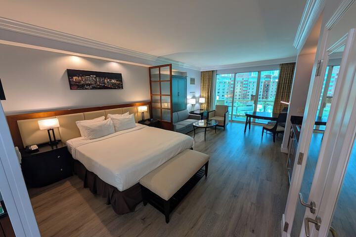 Room 19 of 49