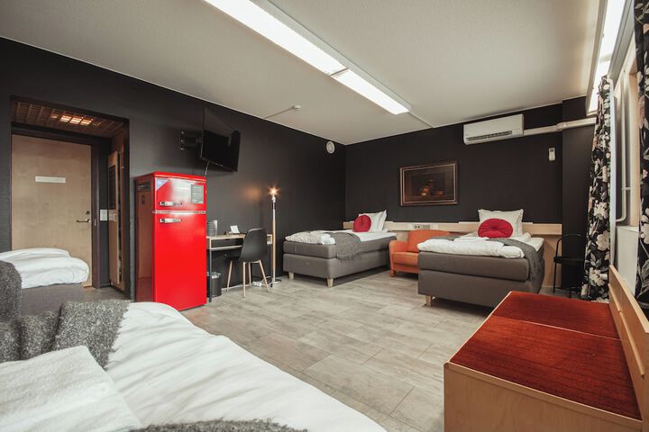 Room 19 of 57