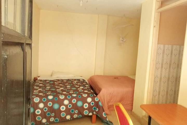 Room 7 of 19