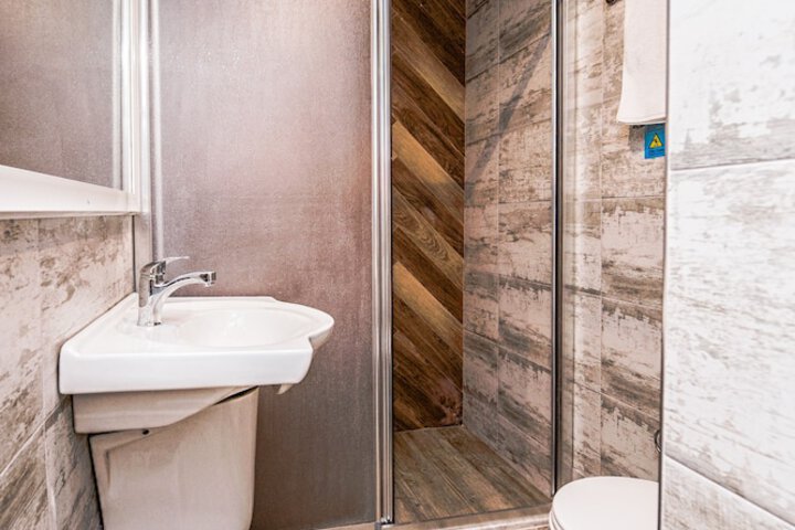 Bath Interior