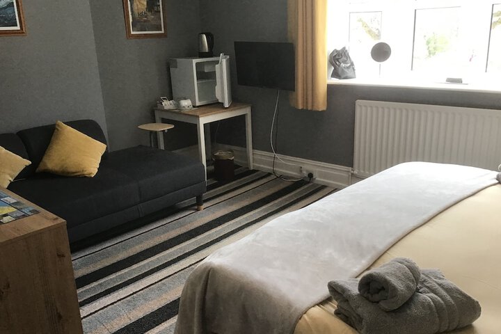 Room 11 of 41
