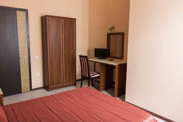 Room 9 of 54