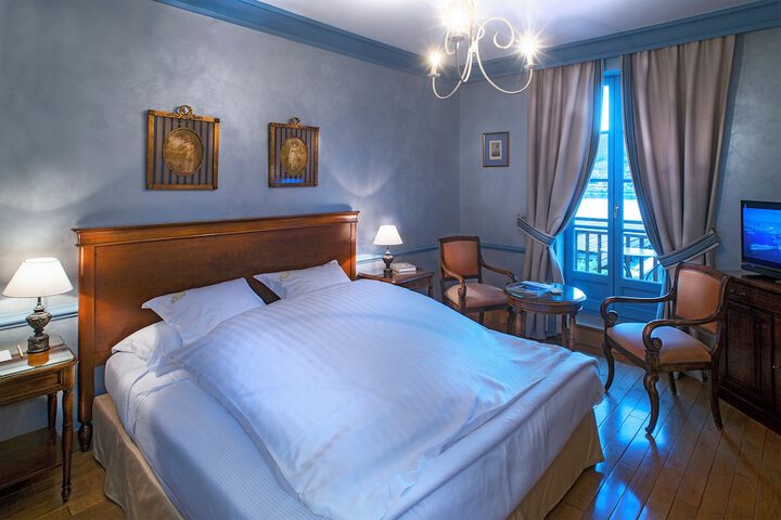 Room 34 of 91