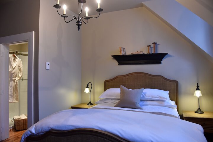 Room 12 of 51