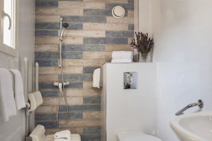 Clean Restrooms