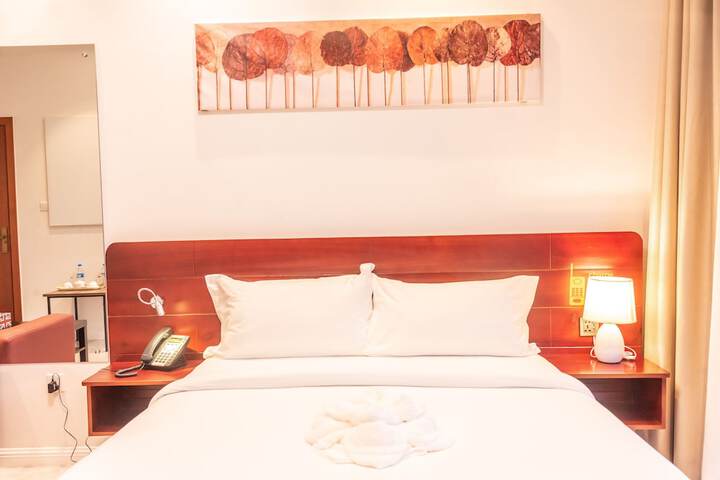 Room 26 of 87