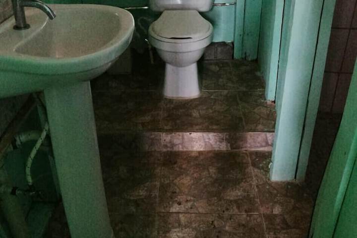 Room 12 of 18