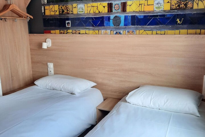 Room 14 of 44