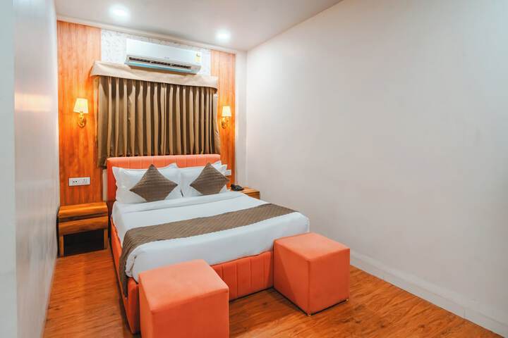 Room 35 of 51