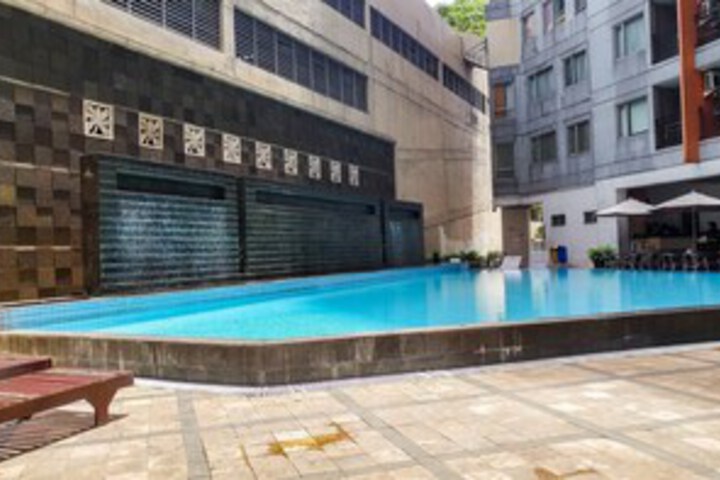 Pool 9 of 18
