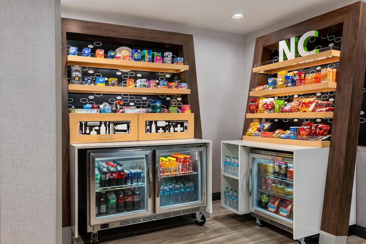 Snack bar