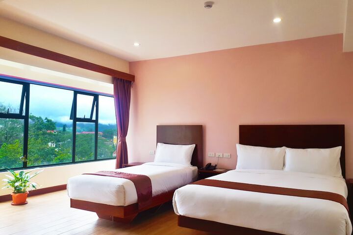 Room 10 of 63