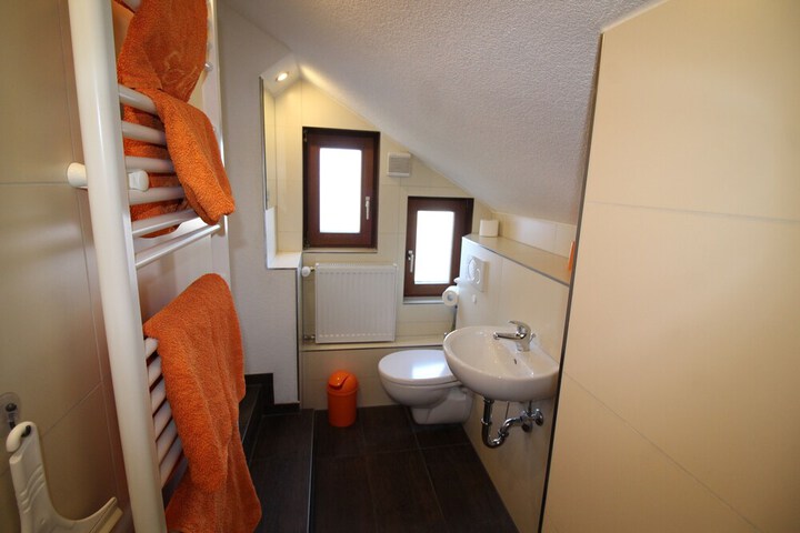 Room 42 of 54