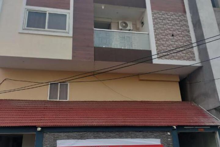Hotel Shiv Parvati