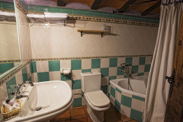 Room 19 of 63