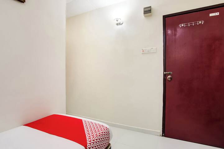 Room 6 of 54