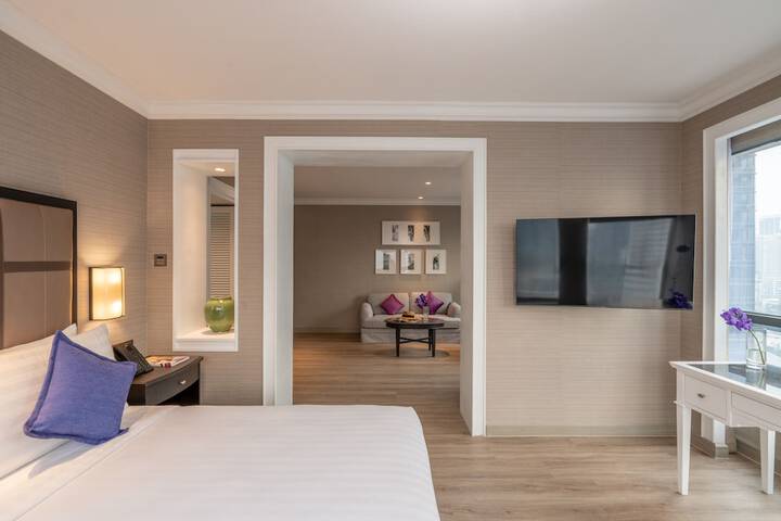 Room 14 of 89