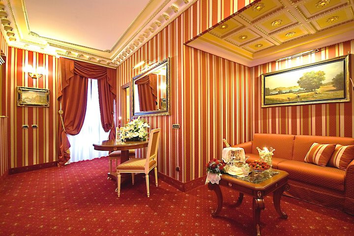 Room 45 of 138