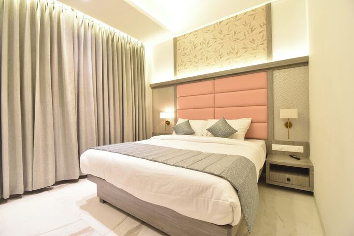 Room 17 of 25