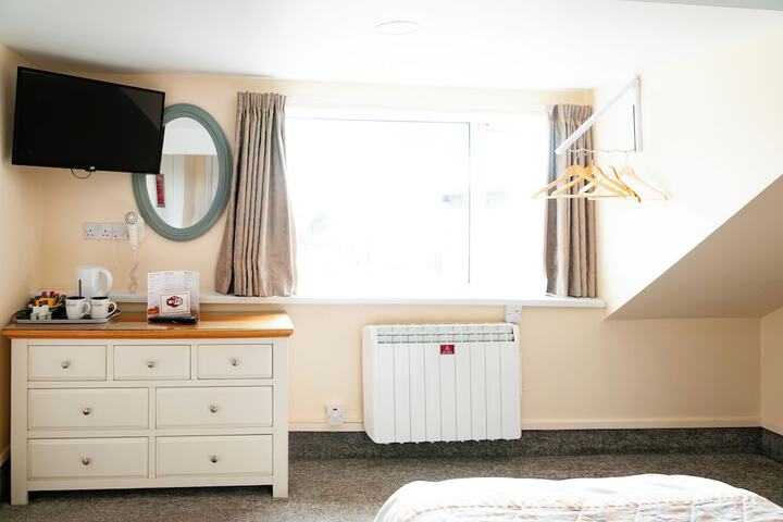 Room 97 of 177