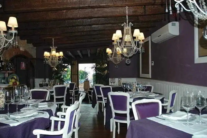 Dining 6 of 6