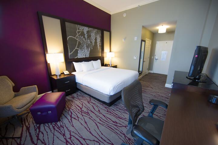 Room 7 of 56