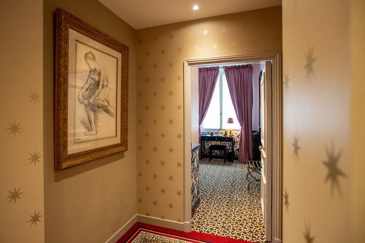 Room 40 of 129