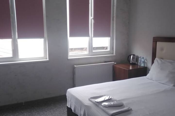 Room 27 of 56