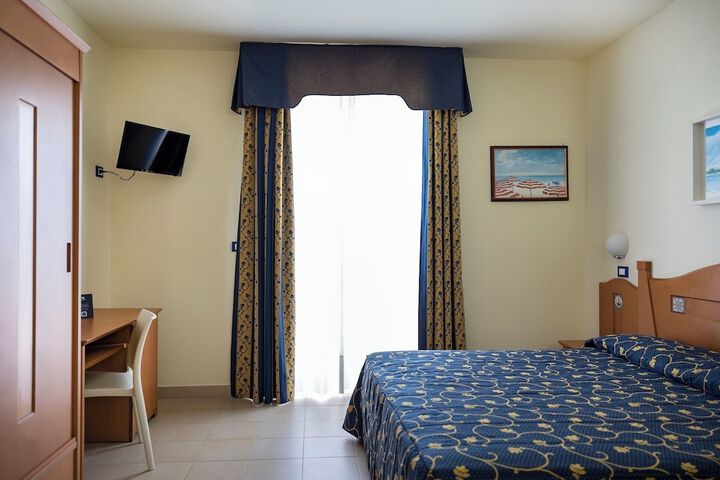 Room 19 of 59