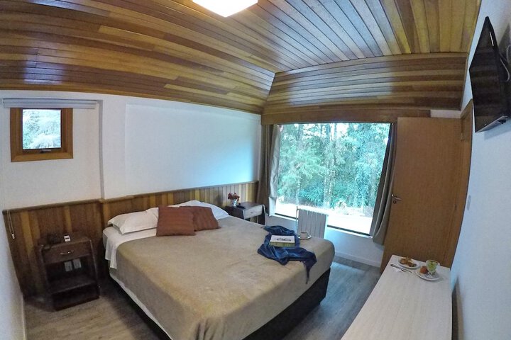 Room 24 of 53