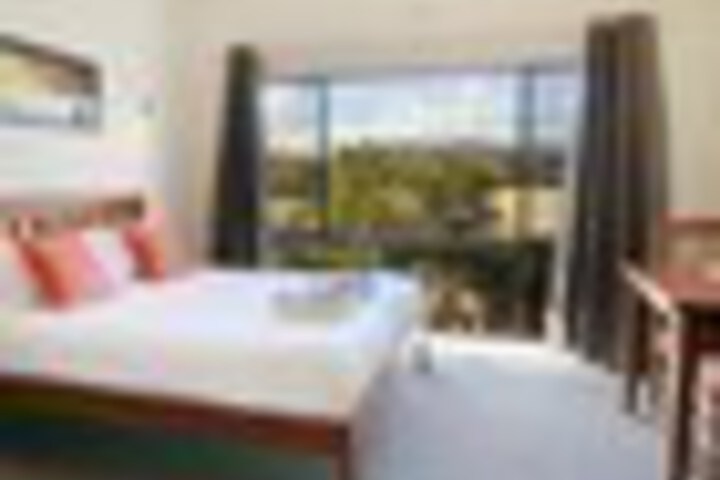 Room 50 of 111