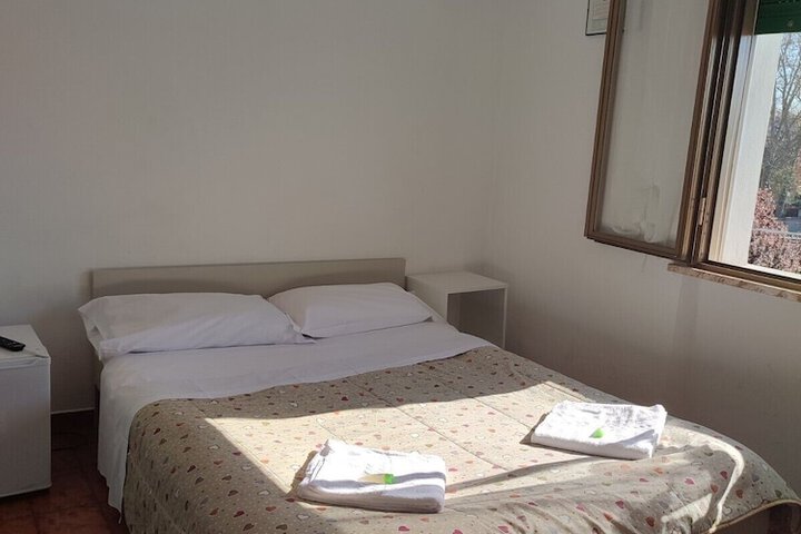 Room 16 of 30