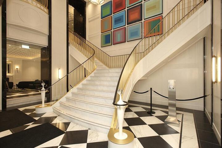 Exterior of Stylish Downtown Toronto Residential Hotel