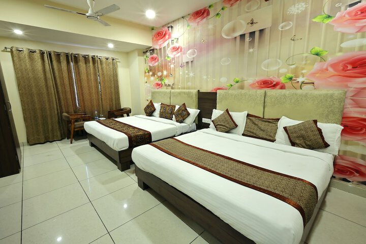 Room 27 of 128