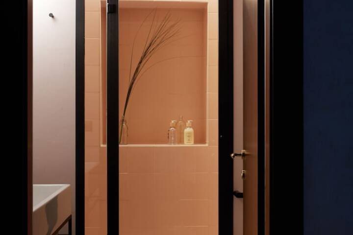 Room 20 of 27