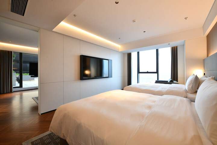 Room 48 of 82