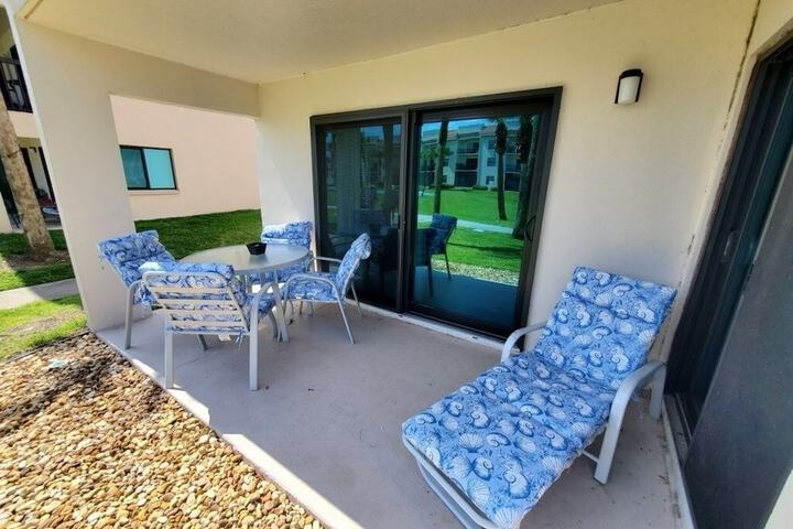 Terrace/Patio 28 of 33